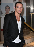 Jonathan Rhys-Meyers photo #