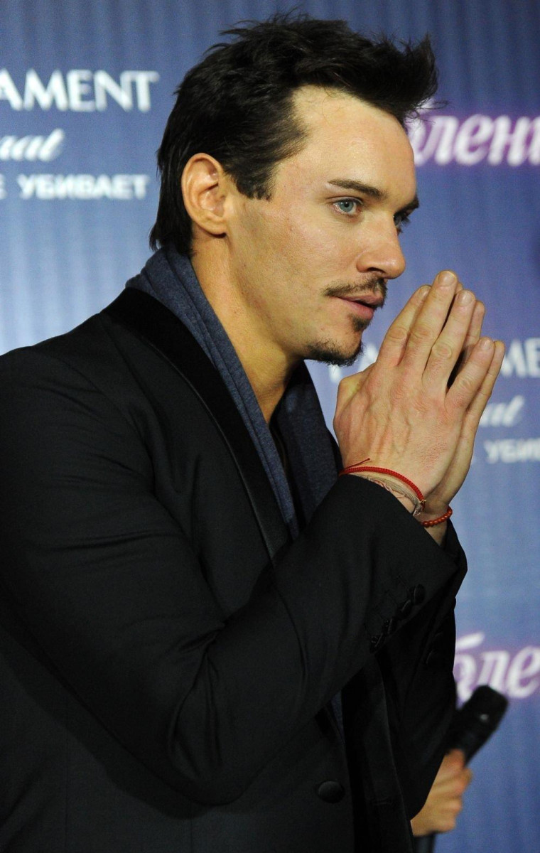 Jonathan Rhys-Meyers: pic #610534