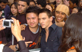 Jonathan Rhys-Meyers pic #610522