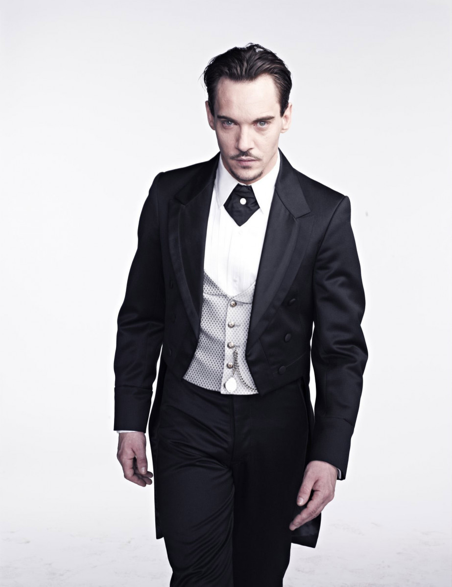 Jonathan Rhys-Meyers: pic #633149