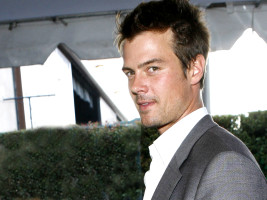 Josh Duhamel photo #