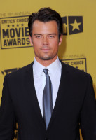 Josh Duhamel photo #