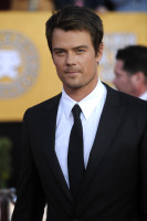 Josh Duhamel photo #