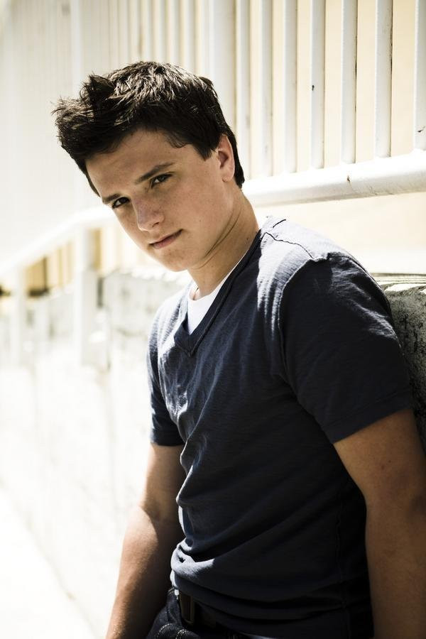 Josh Hutcherson: pic #204658