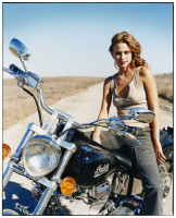 Josie Maran photo #