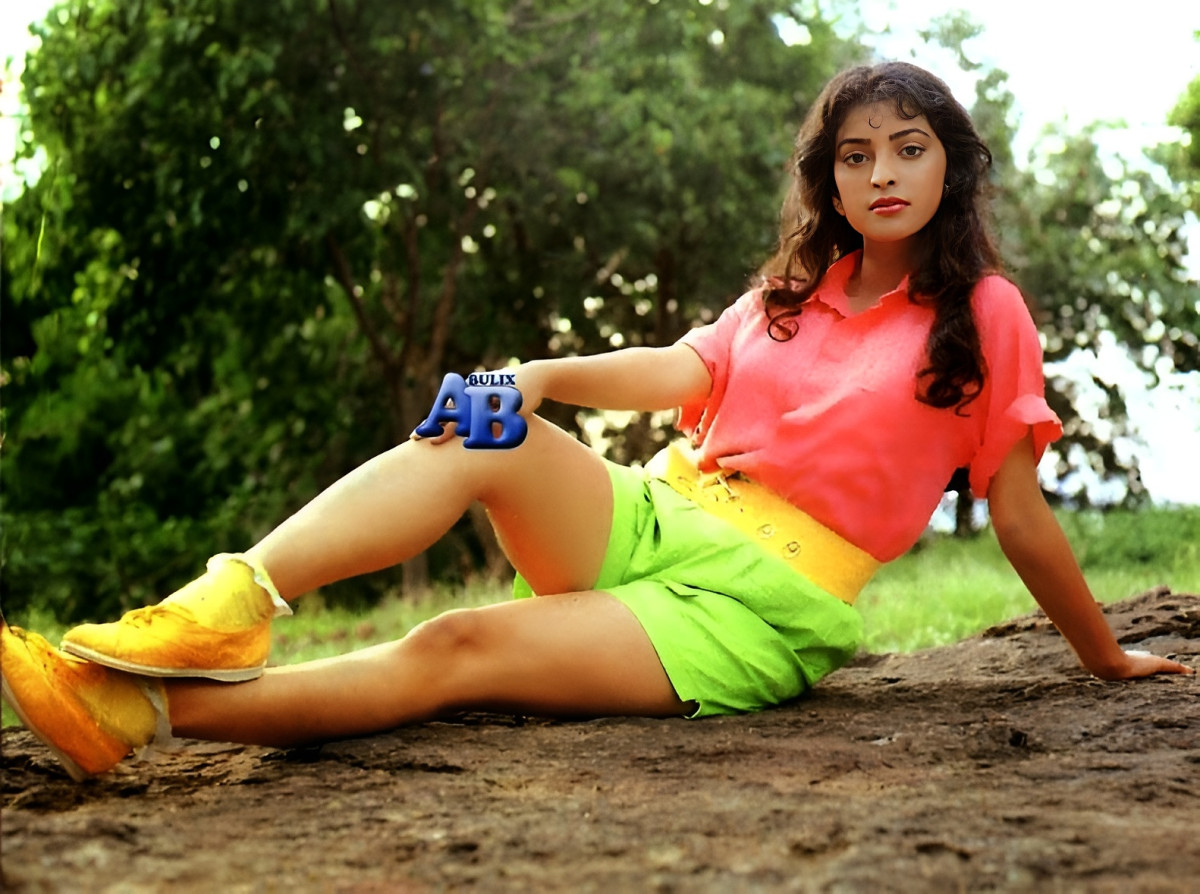 Juhi Chawla: pic #1289477