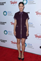 Julia Jones photo #