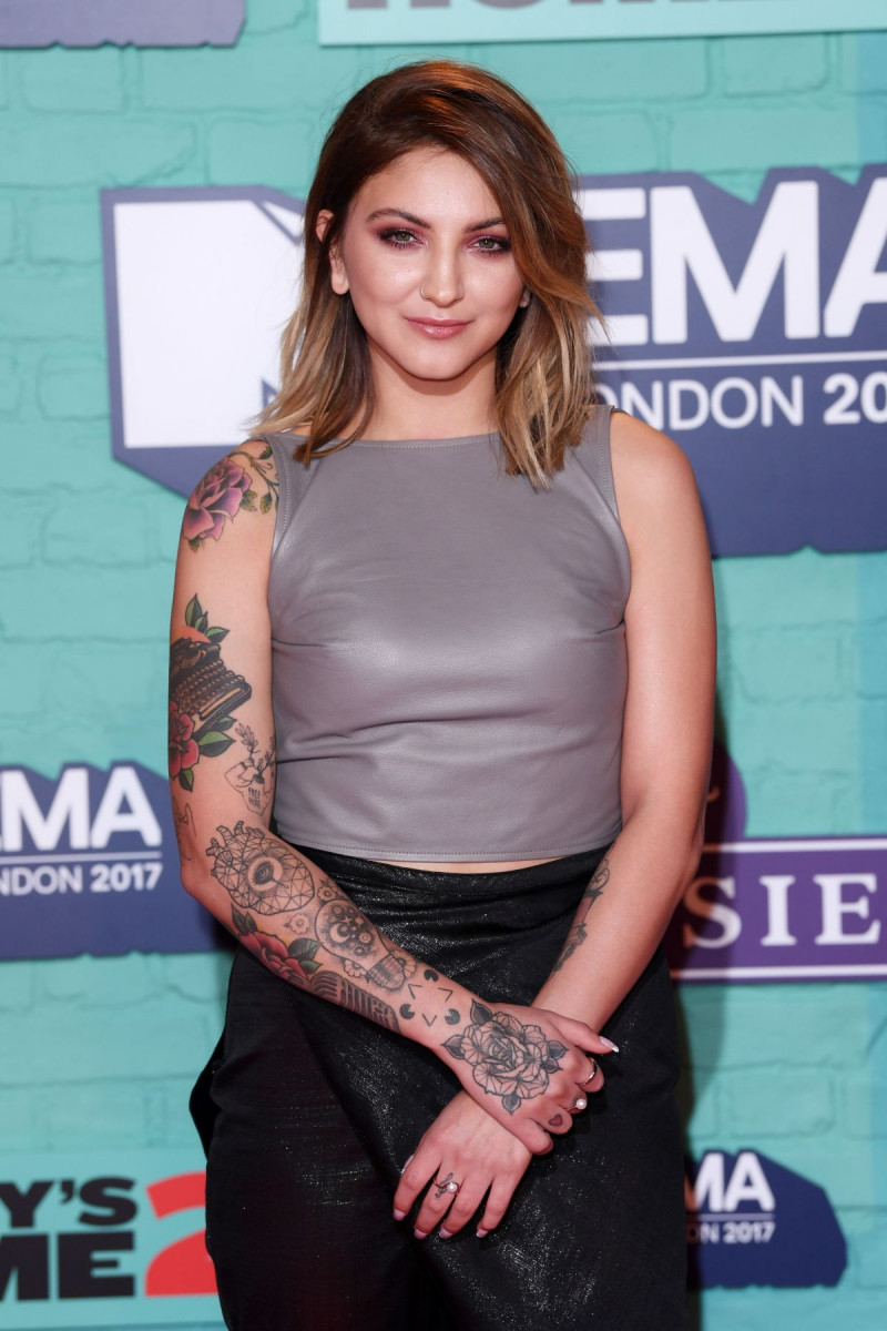 Julia Michaels: pic #982110