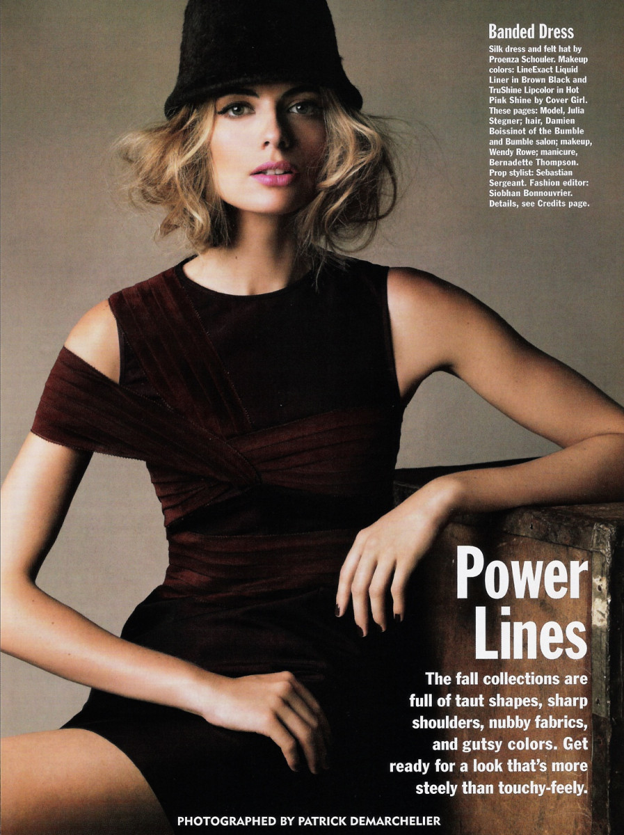 Julia Stegner: pic #648602