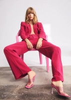 Julia Stegner photo #