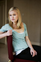 photo 6 in Julia Stiles gallery [id168235] 2009-07-08