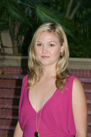 photo 18 in Julia Stiles gallery [id449237] 2012-02-20