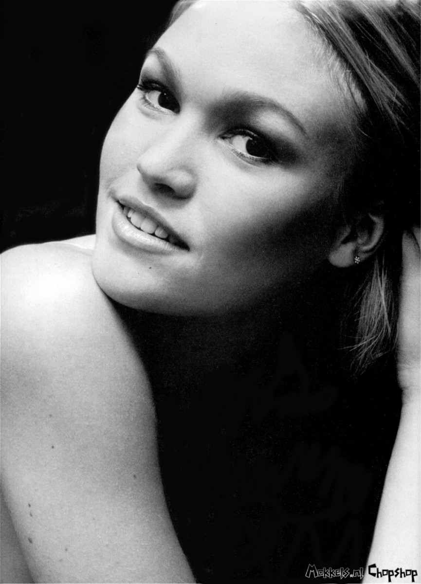 Julia Stiles: pic #26202