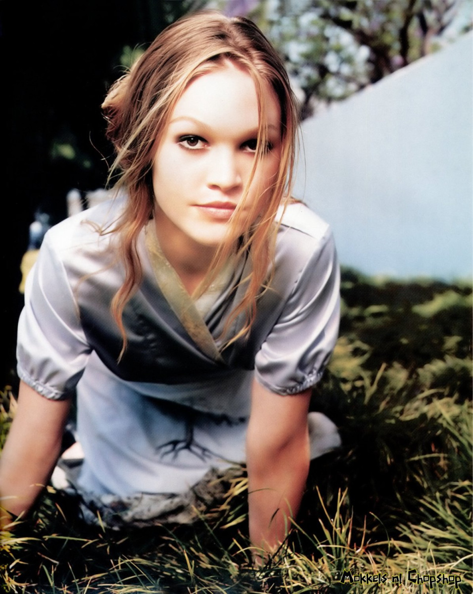 Julia Stiles: pic #17135