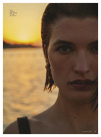 Julia Van Os photo #