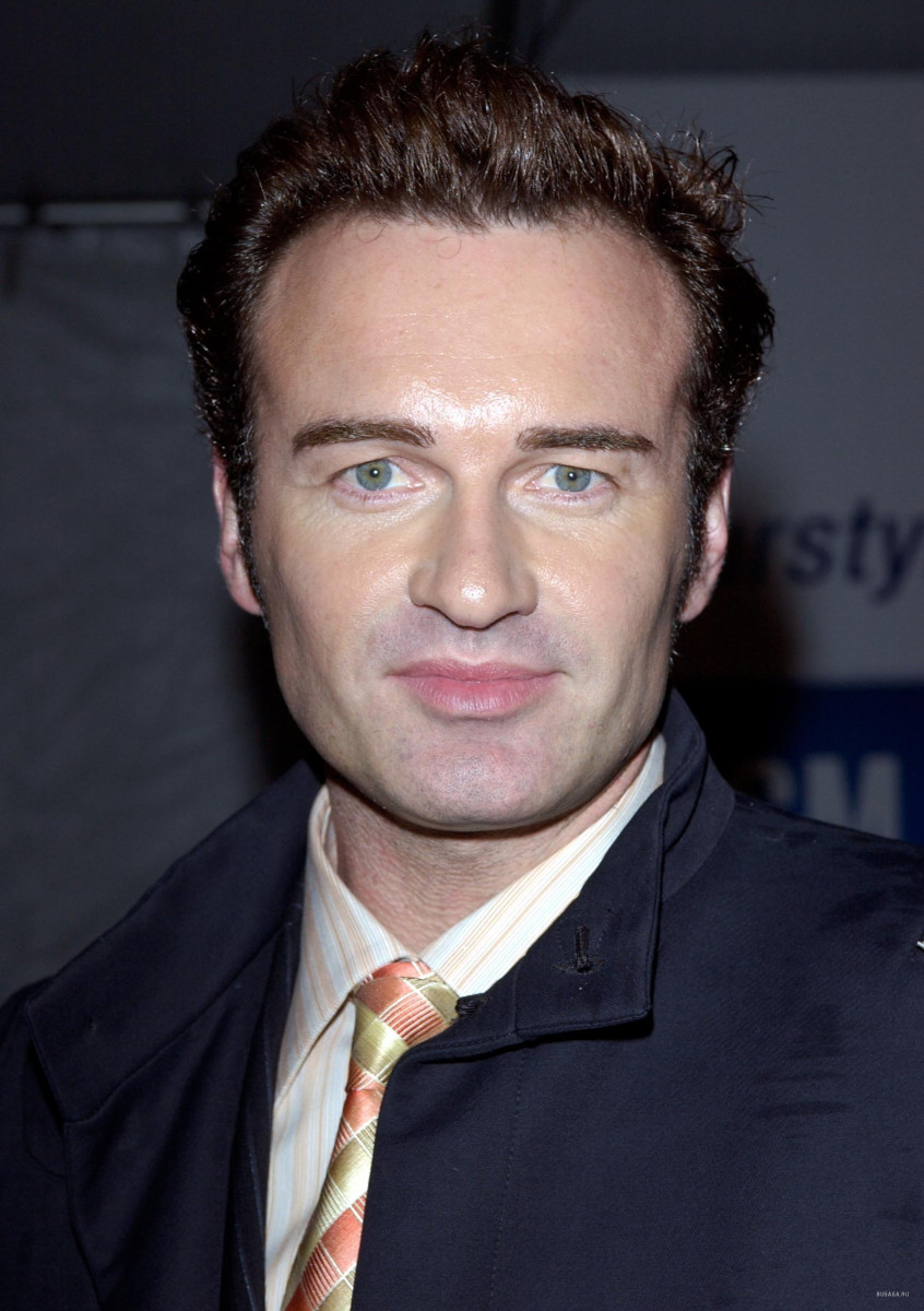 Julian McMahon: pic #414630