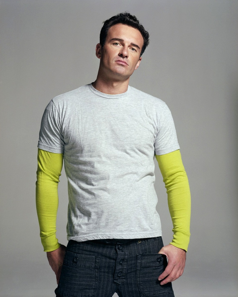 Julian McMahon: pic #414629