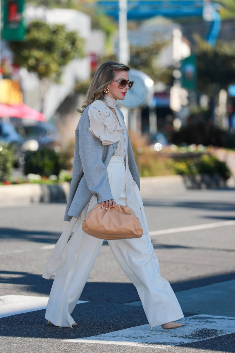 Julianne Hough: pic #1295128
