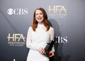 Julianne Moore photo #