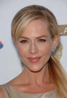 Julie Benz photo #