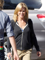 Julie Bowen photo #