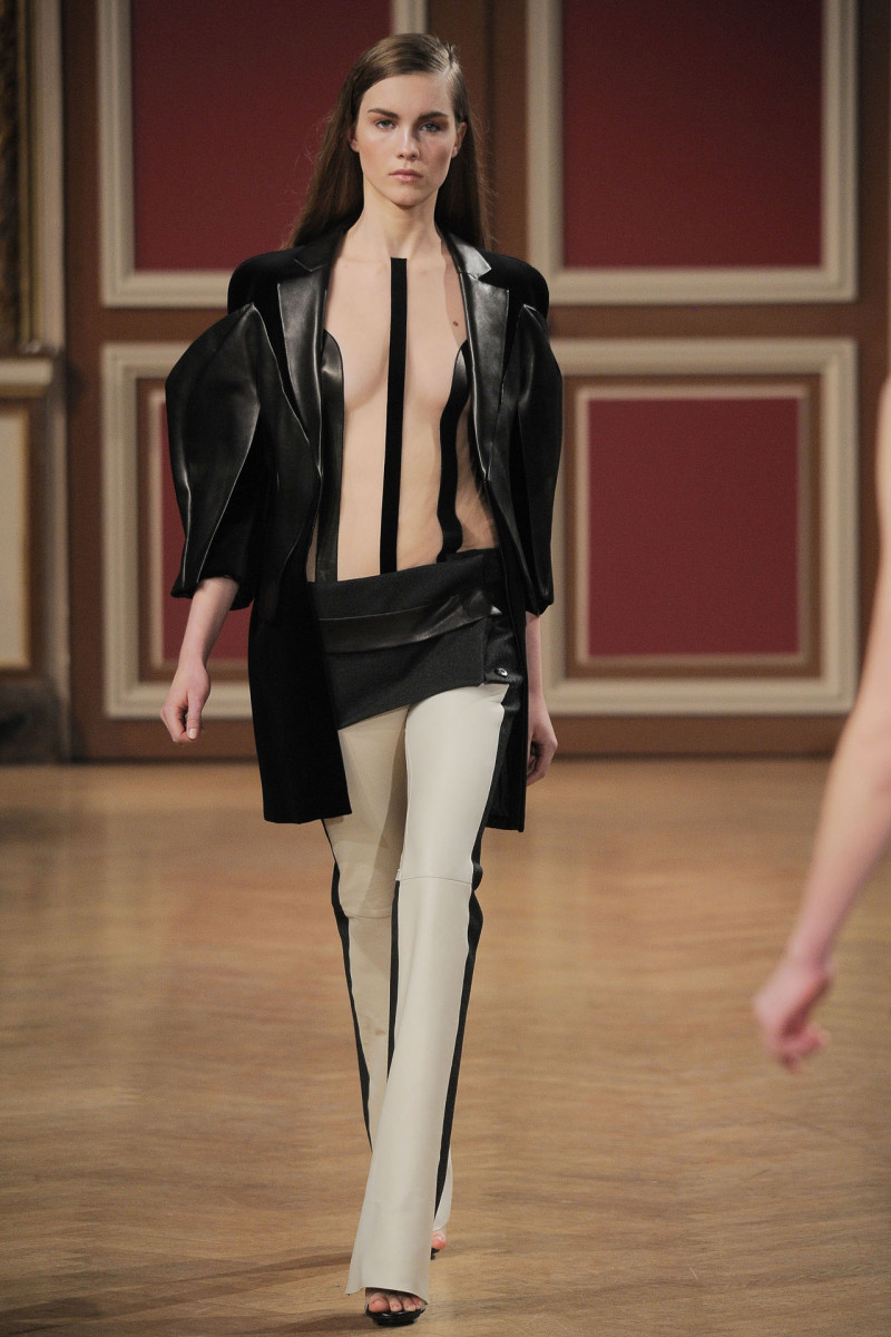 Julija Steponaviciute: pic #335182