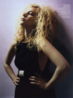 photo 10 in Juno Temple gallery [id329045] 2011-01-18
