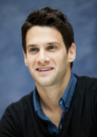 Justin Bartha photo #