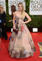 Kaley Cuoco photo #