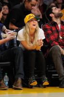 Kaley Cuoco photo #