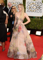 Kaley Cuoco photo #