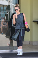 Kaley Cuoco photo #