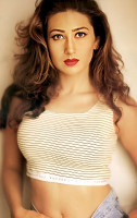 Karisma Kapoor photo #