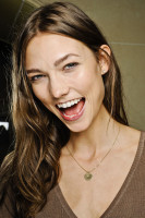 Karlie Kloss photo #