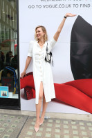 Karlie Kloss photo #