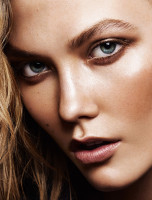 Karlie Kloss photo #