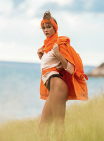 Karlie Kloss photo #