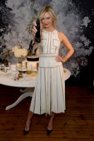 Karlie Kloss photo #