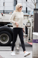 Karlie Kloss photo #
