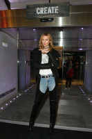 Karlie Kloss photo #