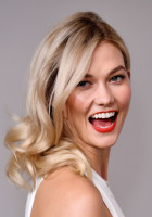 Karlie Kloss photo #
