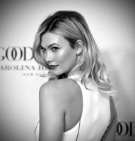 Karlie Kloss photo #