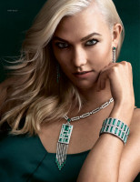 Karlie Kloss photo #