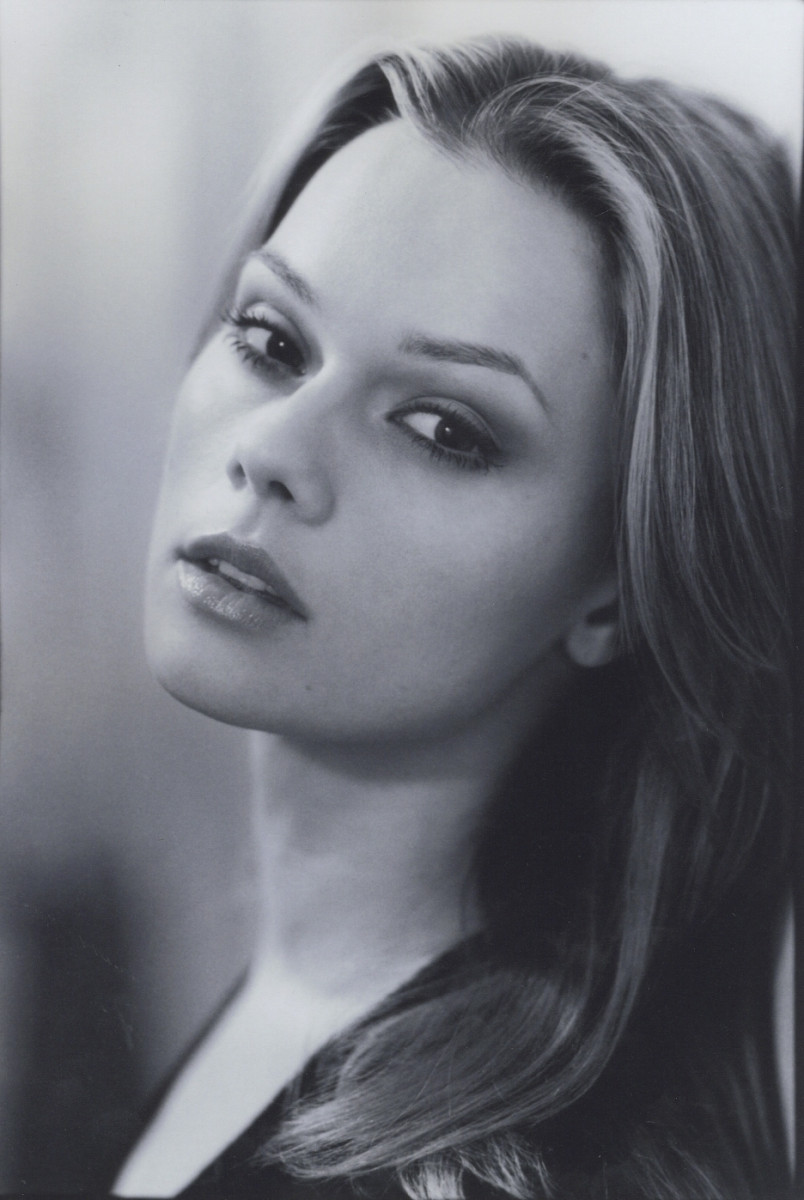 Kate Levering: pic #511568