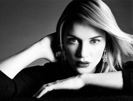 photo 4 in Winslet gallery [id95005] 2008-05-21