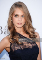 Katharina Damm photo #