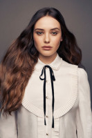 Katherine Langford photo #