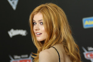 Katherine McNamara photo #