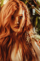 Katherine McNamara photo #