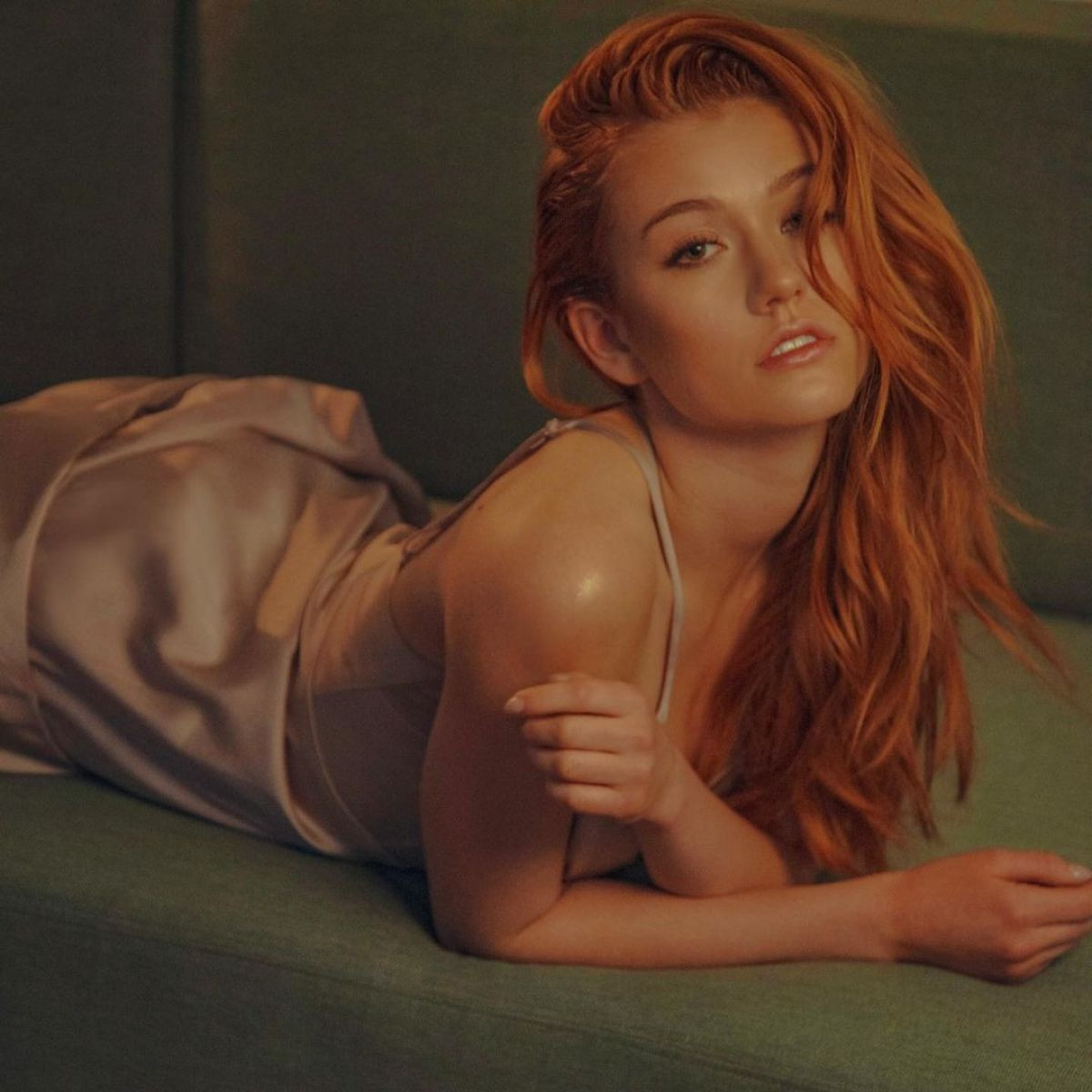 Katherine McNamara: pic #1295317